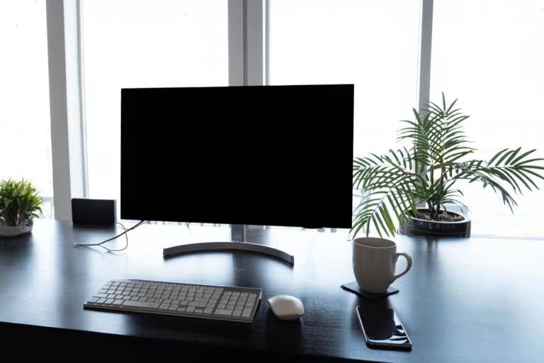 Ultra HD Monitor