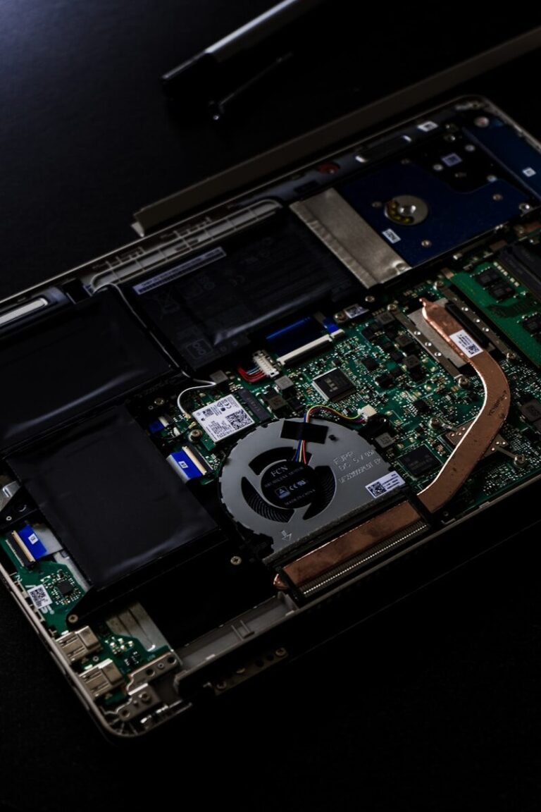 How to Fix Laptop Overheating - Cooling Your Tech - Hardware Secrets